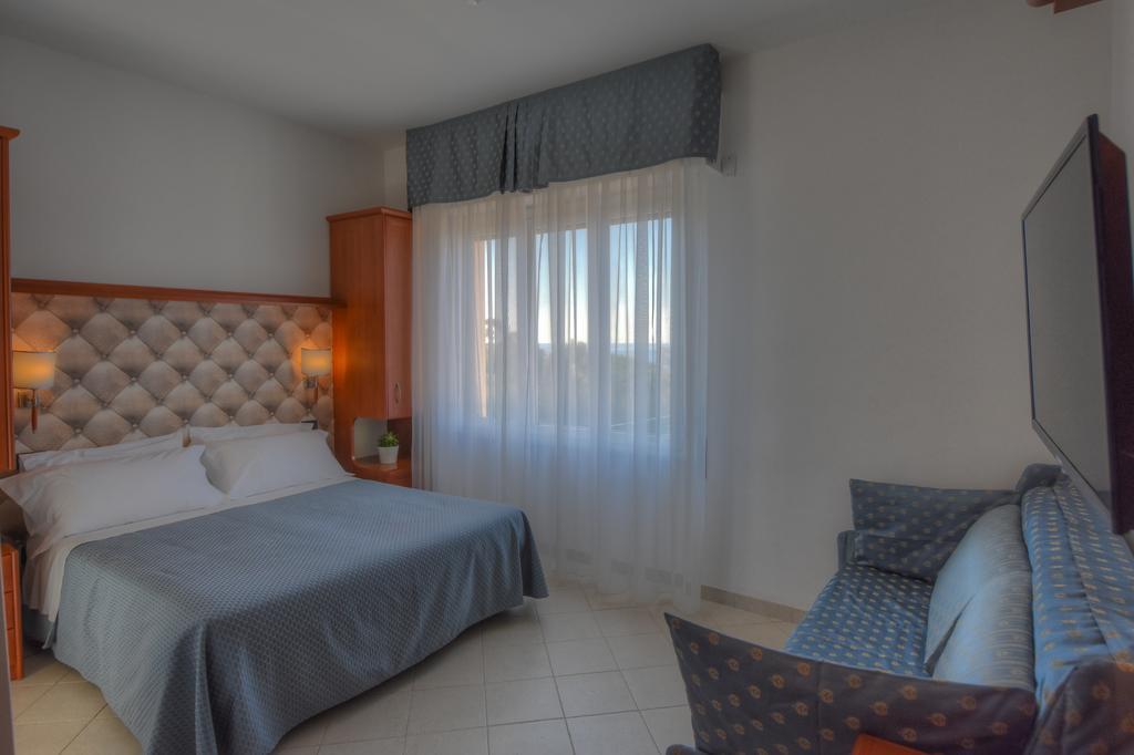 Hotel Noris فينالي ليغوري المظهر الخارجي الصورة