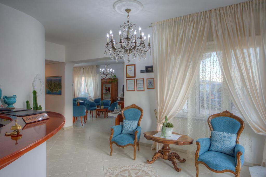 Hotel Noris فينالي ليغوري المظهر الخارجي الصورة